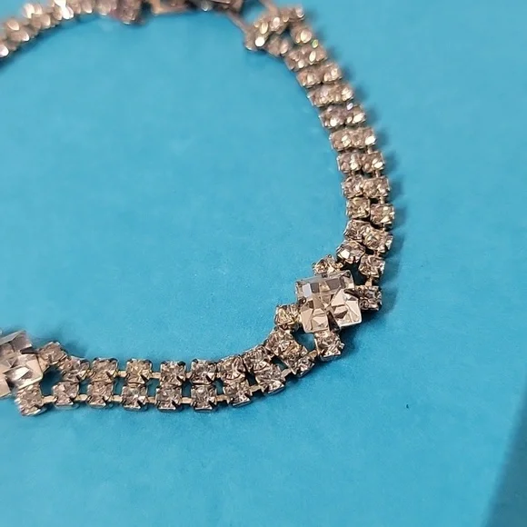 Jeweled Rhinestone Bracelet - Picture 3 of 8